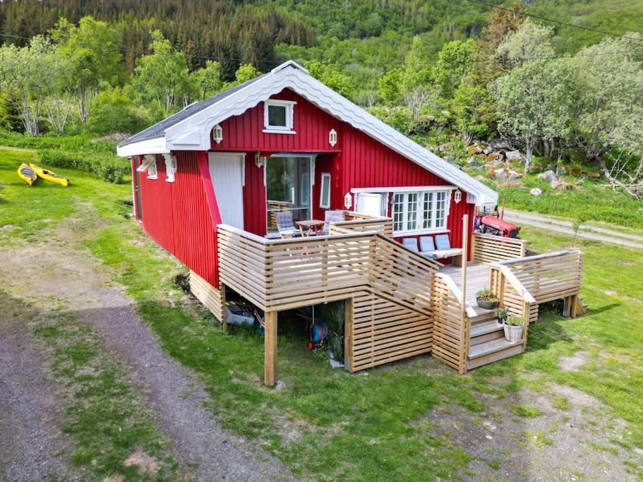 The Little Red Cabin Lofoten Urda Exteriér fotografie