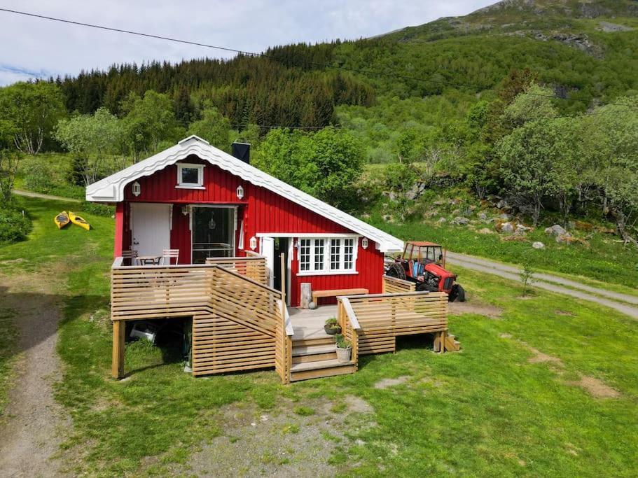 The Little Red Cabin Lofoten Urda Exteriér fotografie